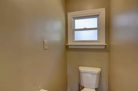 710 Griswold St, Jackson, MI 49203 photo 39