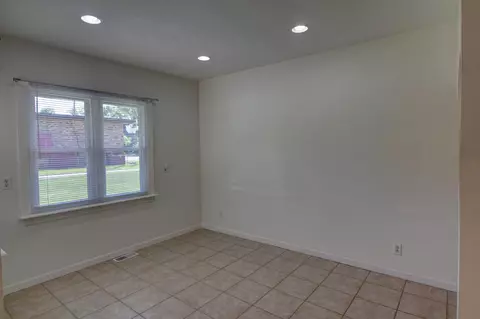 710 Griswold St, Jackson, MI 49203 photo 11