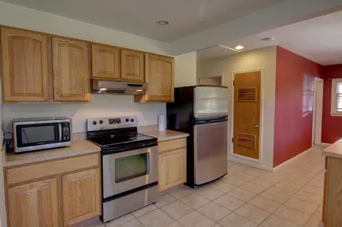 710 Griswold St, Jackson, MI 49203 photo 18