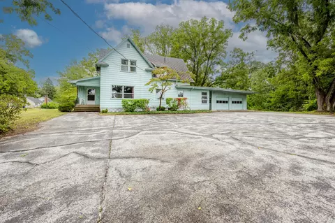 1530 Ogden Ave, Benton Harbor, MI 49022