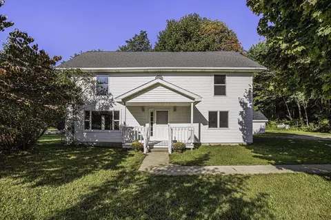 1606 68th St, Fennville, MI 49408