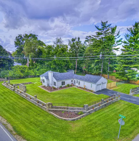 2600 Mccain Rd, Jackson, MI 49203