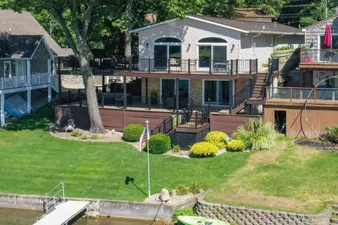 13451 Pleasant Dr, Union, MI 49130