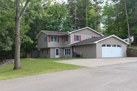 129 Pinecrest Dr, Jonesville, MI 49250