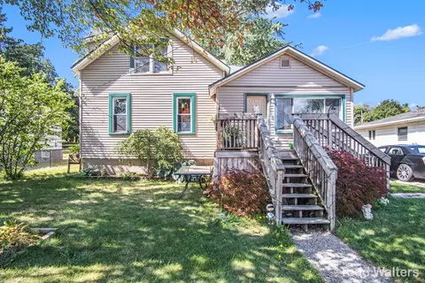 2217 Crowley St, Muskegon, MI 49441