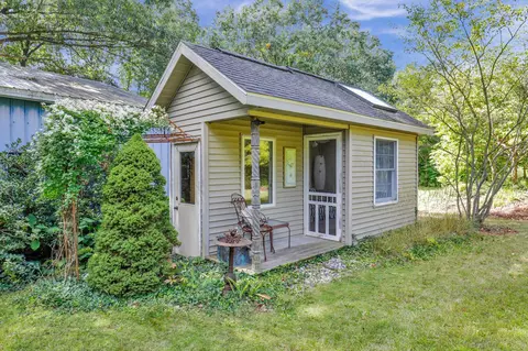 15510 Webster Rd, Bath, MI 48808 photo 31