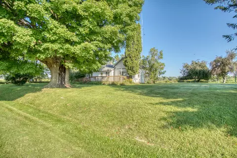 5798 N Briggs Rd, Stanton, MI 48888 photo 31