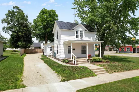 104 W Bridge St, Big Rapids, MI 49307