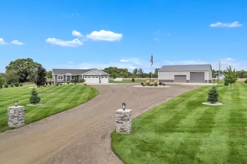 7764 Greenwood Rd, Jackson, MI 49201