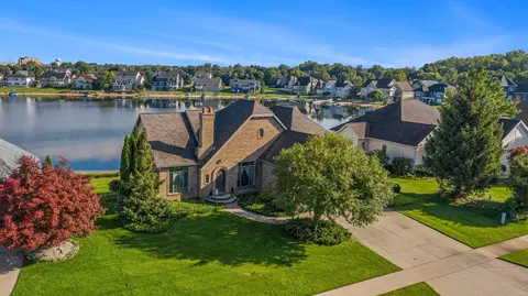 2309 Pleasant Pond Dr SW, Byron Center, MI 49315