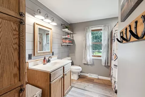 1904 W Main St, Mcbride, MI 48852 photo 35