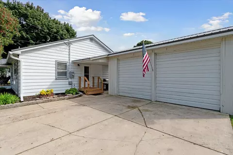 1904 W Main St, Mcbride, MI 48852 photo 44