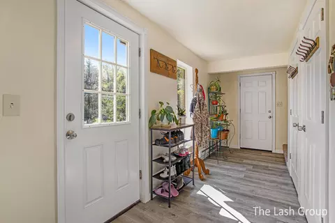 292 4th St, Plainwell, MI 49080 photo 9