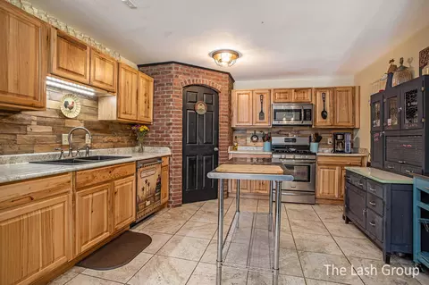 292 4th St, Plainwell, MI 49080 photo 14