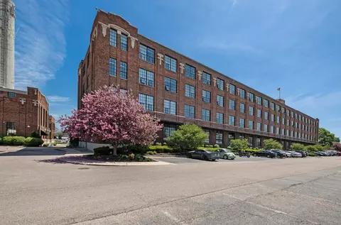 801 Broadway Ave NW #441, Grand Rapids, MI 49504
