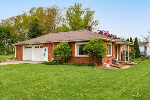 2625 Nichols Rd, Kalamazoo, MI 49004
