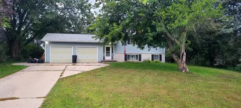 14695 Campus View Dr, Big Rapids, MI 49307