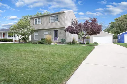 2322 Ridgewood Ave SE, Grand Rapids, MI 49546