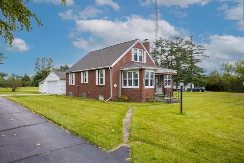 5835 Stony Lake Rd, Jackson, MI 49201
