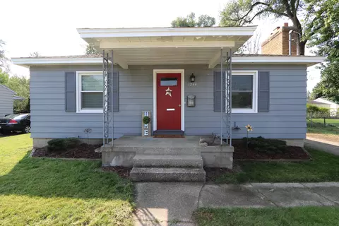 1244 S Dorroll St NE, Grand Rapids, MI 49505