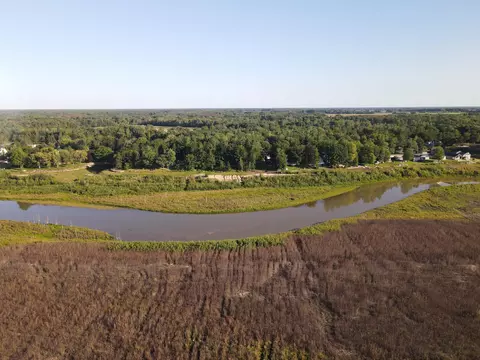225 E Lakeshore Dr, Hope, MI 48628 photo 7