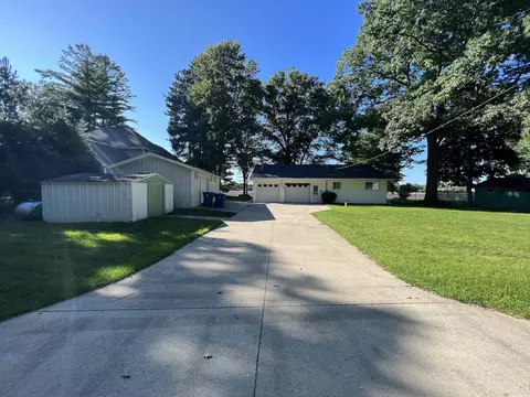 225 E Lakeshore Dr, Hope, MI 48628 photo 10