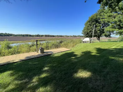225 E Lakeshore Dr, Hope, MI 48628 photo 16
