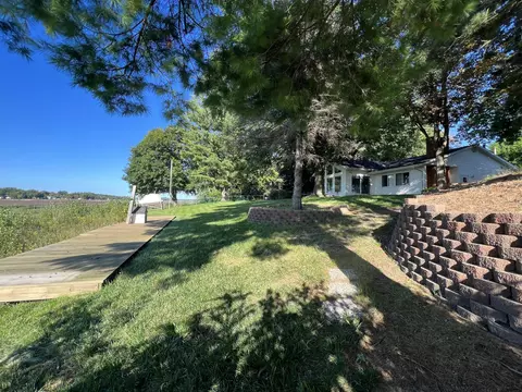 225 E Lakeshore Dr, Hope, MI 48628 photo 17