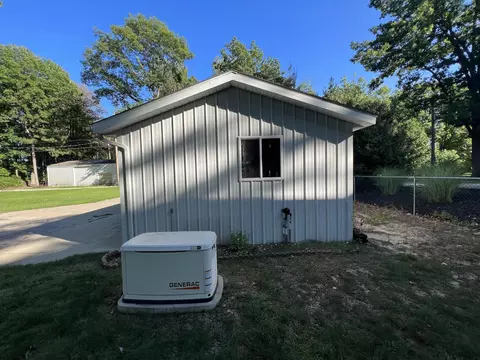 225 E Lakeshore Dr, Hope, MI 48628 photo 22