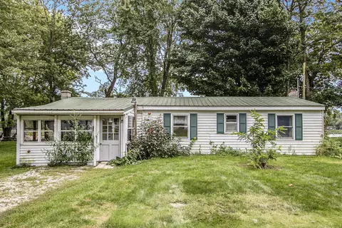 23169 River Run Rd, Mendon, MI 49072