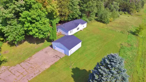 4540 W Howard City Edmore Rd, Six Lakes, MI 48886