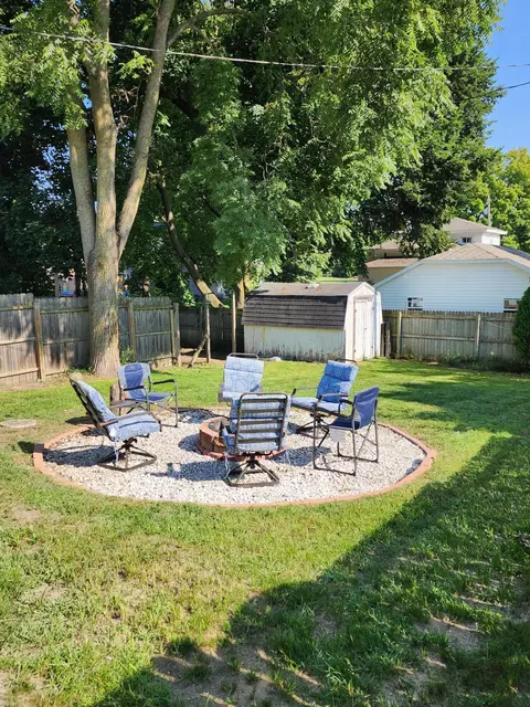 400 Union St, Plainwell, MI 49080 photo 18