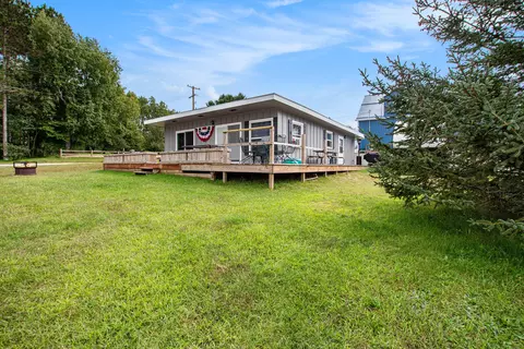 8770 Pike St, Mecosta, MI 49332