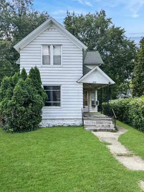 2026 S Burdick St, Kalamazoo, MI 49001