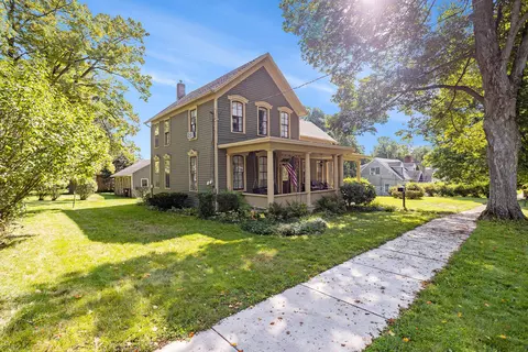 520 N Liberty St, Marshall, MI 49068 photo 2