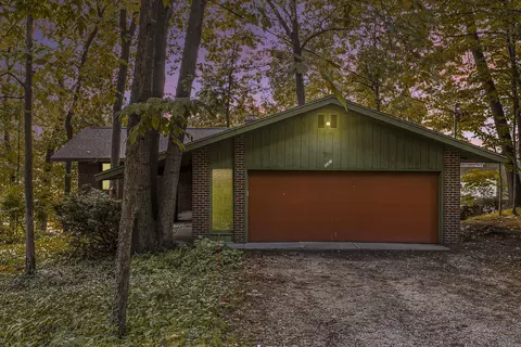 357 Horseshoe Ct, Plainwell, MI 49080 photo 23