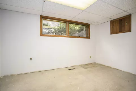 357 Horseshoe Ct, Plainwell, MI 49080 photo 15