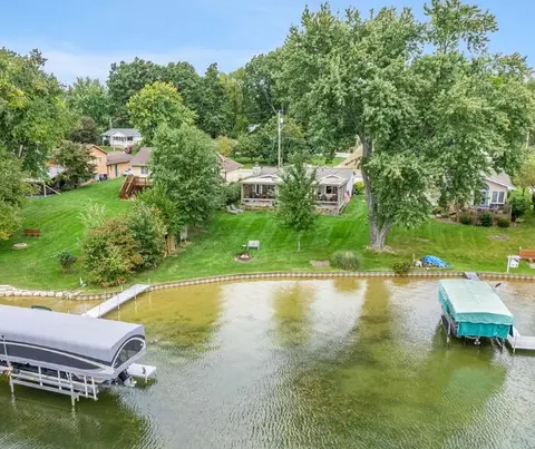 139 Claremont Cir, Brooklyn, MI 49230