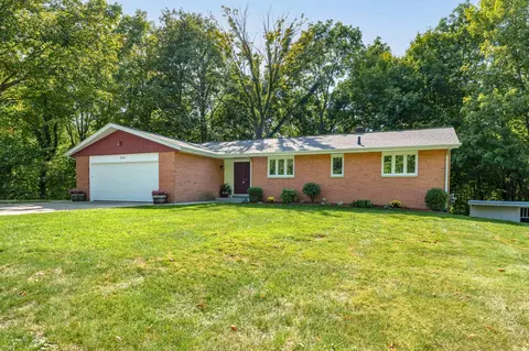 3603 Stolk Dr, Kalamazoo, MI 49004