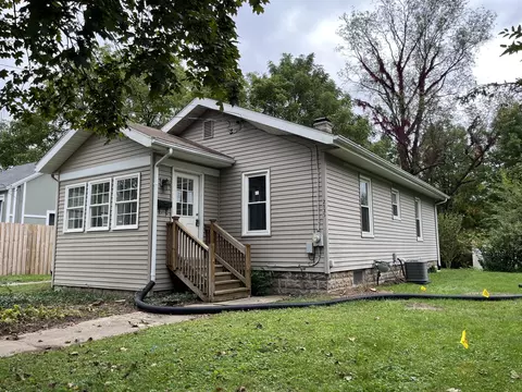 2135 Amherst Ave, Kalamazoo, MI 49008