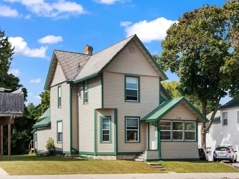 309 N Michigan Ave, Big Rapids, MI 49307
