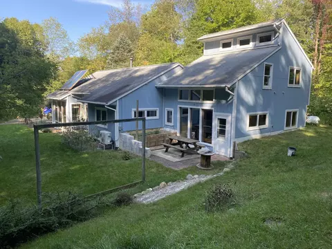 5500 Douglas Ave, Kalamazoo, MI 49004