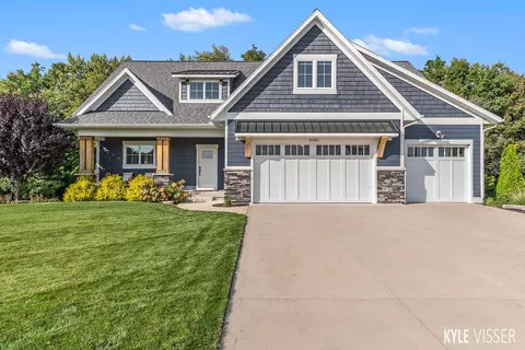 8080 Country Rail Dr SW, Byron Center, MI 49315