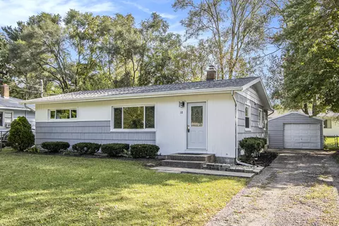 18 Riviera Dr N, Battle Creek, MI 49037