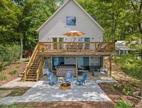 12045 N Lake St, Bitely, MI 49309