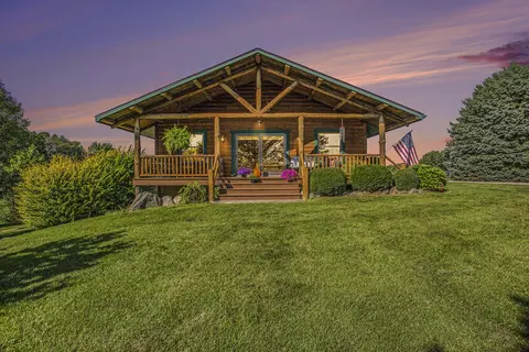 2208 Millers Ln, Hopkins, MI 49328