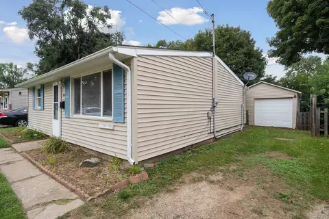 304 E Monroe St, Jackson, MI 49203 photo 2