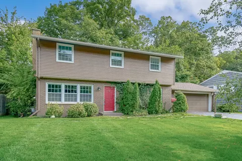 1828 Hillsdale Ave, Kalamazoo, MI 49006