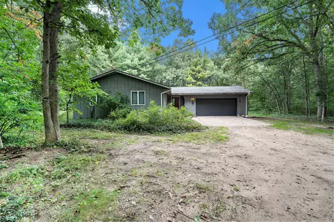 4839 132nd Ave, Hamilton, MI 49419