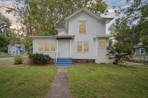 901 W Franklin St, Jackson, MI 49203